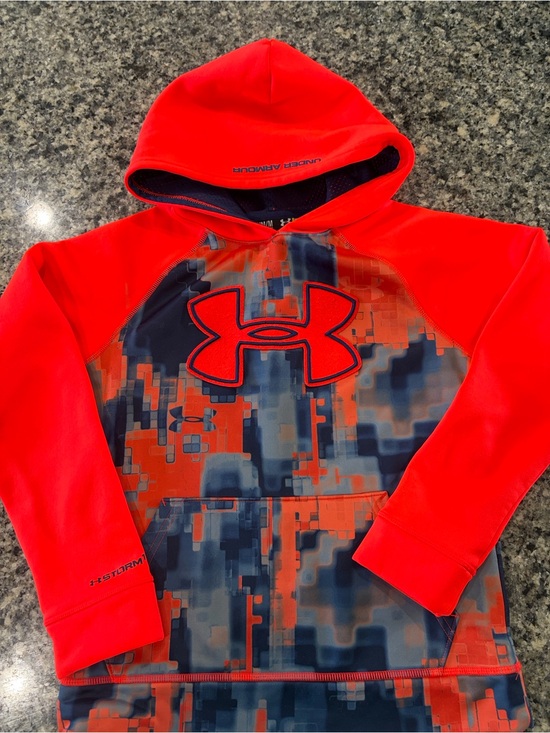 Under Armour Other - Under Armour Kids Orange-Red & Navy Pixel Logo Hoodie